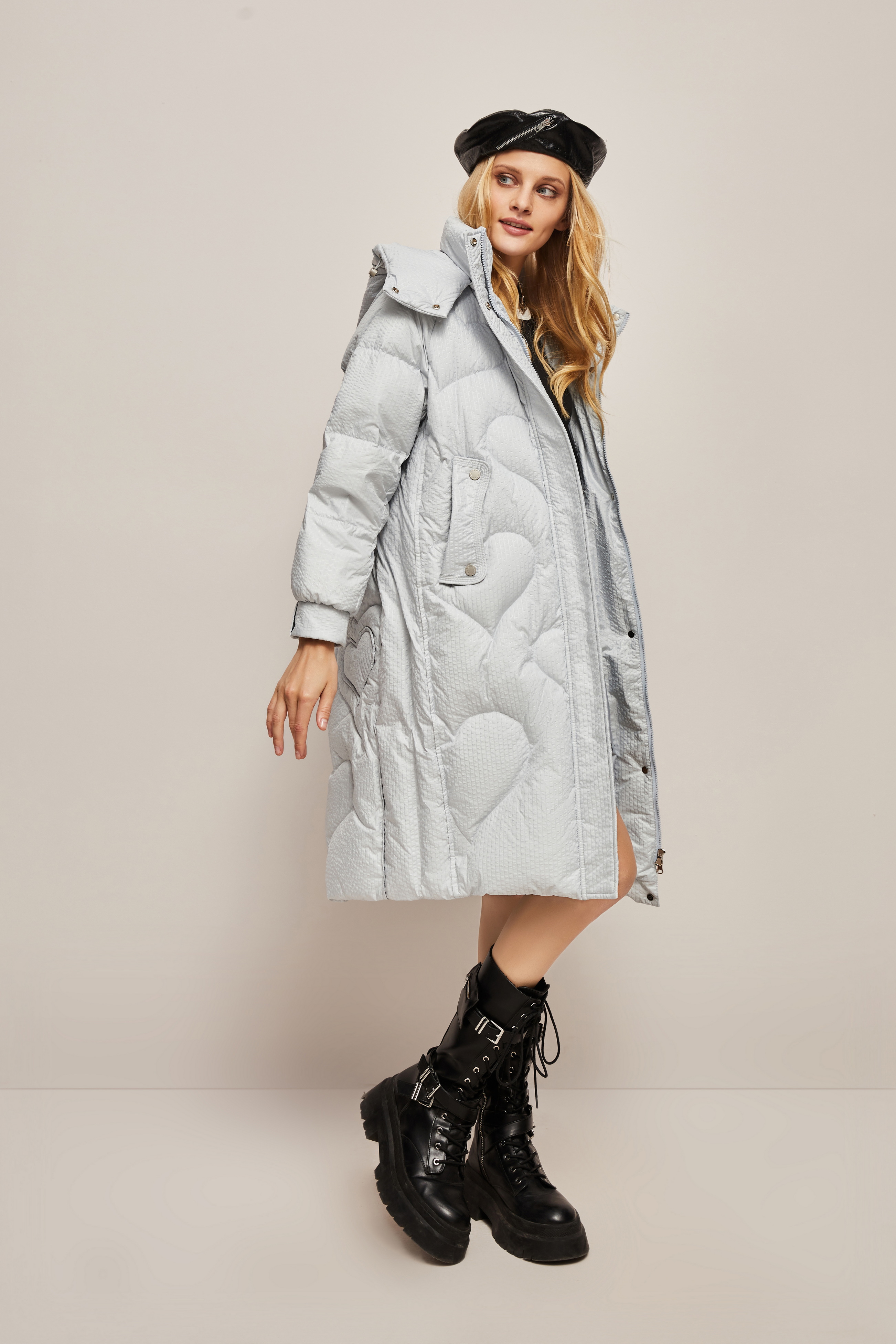 White Long And Thicked Fashionable Down Jacket 